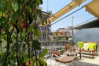 Image de Jasmin Home, 20min walk to Akropolis, 100m to metro!