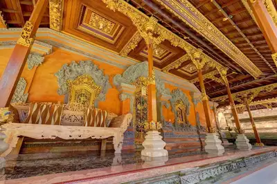 Image de Vivre dans une maison balinaise traditionnelle