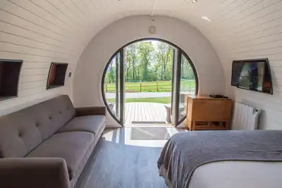 Image de Primrose Pod - Glamping pour 4 invités
