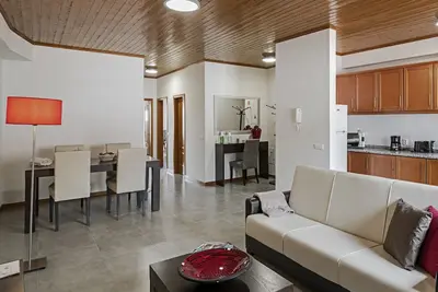 Image de In pedestrianised Funchal Old Town | Taberna Apt 4