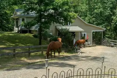 Image de Licorne Hollow / Vin Va / Grands Prés / Warrenton / Les Plaines