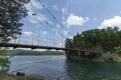 Image de Chalet calme au bord du lac