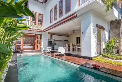 Image de 2 Br spacieuse Villa-Helliconia