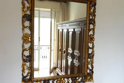 Grand appartement lumineux, balcon, terrasse, jardin, parking privé, WiFi