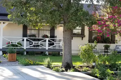 Image de Ferme récemment restaurée dans le vieux vignoble de Zin