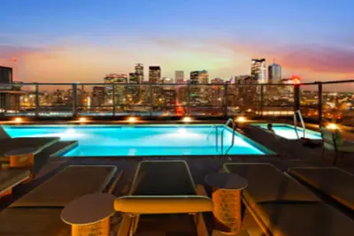 Image de Nouveau! ! Denvers Seulement centralTrain Hub \"union station\", centre-ville haut de gamme!