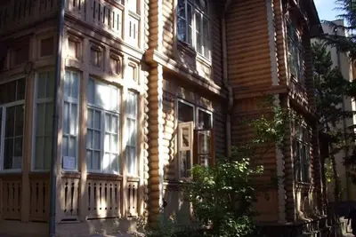 Image de Plus près des beaux parcs, des cafés et de tous les magasins