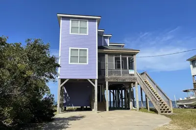 Image de Soundfront à Frisco, vous trouverez Skate Away, parfait pour le kayak, la planche à voile et le kitesurf!