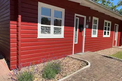 Image de Vacances nordiques! La maison de vacances en bois.