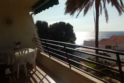 Superbe appartement en Premiere Ligne, Face a la Playa Cristal