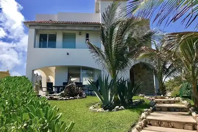 Image de Hermosa casa de playa en island mujeres, à 10 minutes de la playa Punta Norte