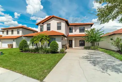 Image de Nouvellement rénové - 10 minutes à Disney - 0. 5mi à Walmart!