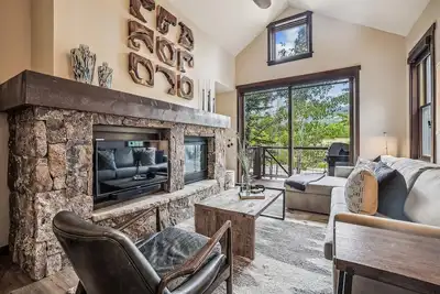Main Street Junction 29: 3 Br / 3 Ba condo à Breckenridge, 9 personnes