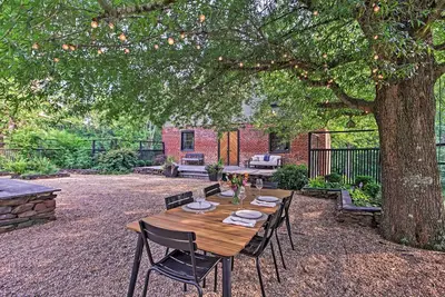 Image de Nouveau! Maison rustique à Warren Mill, près des jeux Uva!