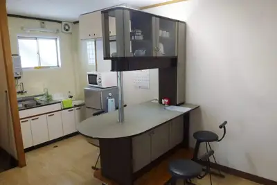 Image de 5 personnes Ok wifi Équipement du logement équipé 202 Miyuki House Futon 5 sets Reliable logement simple autorisation de travail Grand espace 45m2 Jr Kasuga Station Nishitetsu Kasugahara Station