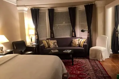 Image de Nob Hill Studio Bientôt disponible, septembre 2019