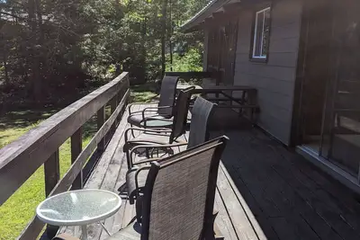 Image de Chalet sur un petit lac privé dans la belle Muskoka