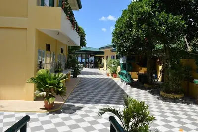 Image de Bamboo beach Conalum est une station balnéaire avec un restaurant européen / asiatique.