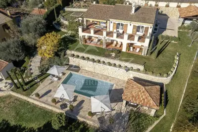 Image de Villa D'Azur avec vue imprenable sur la mer!
