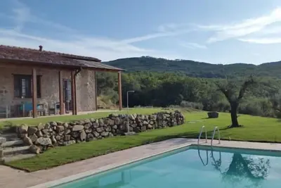Image de De la colline dans la maison du comté- S. Costantino