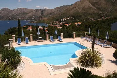 Image de Villa Alegria Cavtat - Appartement Supérieur 2 Chambres avec Balcon et Vue sur la Mer (Appartement B)
