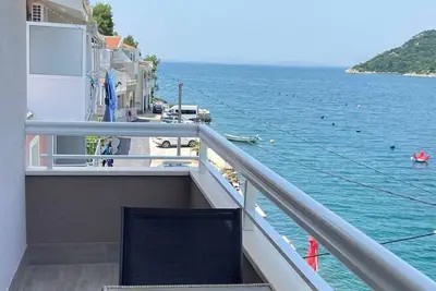 Image de Apartments Tiho & Jelena - Studio avec Balcon et Vue sur la Mer (Fureal)