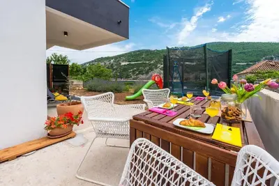 Image de Captain's Studio - Appartement 2 Chambres avec Terrasse