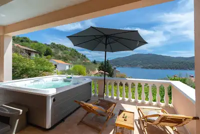 Image de Maison de vacances Diana - Maison 4 Chambres avec Terrasse et Vue sur la Mer