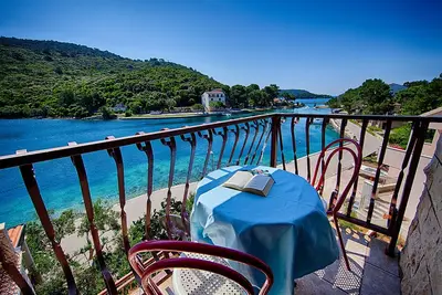 Image de Apartments Malo Lago - Appartement 1 Chambre avec Balcon et Vue sur la Mer - Grenier (Appartement 3)