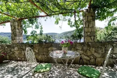 Image de Guest House Busurelo - Appartement avec terrasse et vue sur la mer (Donji apartman)