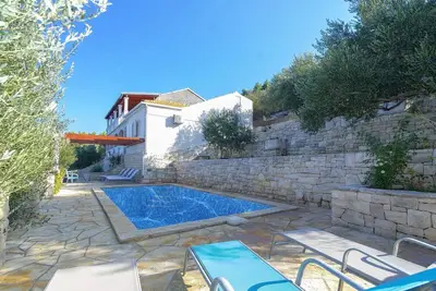 Image de House Green Side Sunset - Maison 4 chambres avec piscine et vue mer