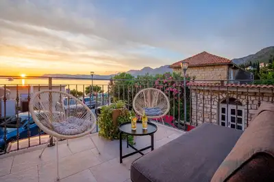 Image de Apartments Lotea - Appartement 2 Chambres avec Terrasse et Vue sur la Mer