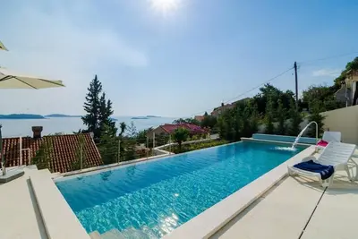 Image de Villa Orlando - Villa 5 chambres avec piscine et vue sur la mer