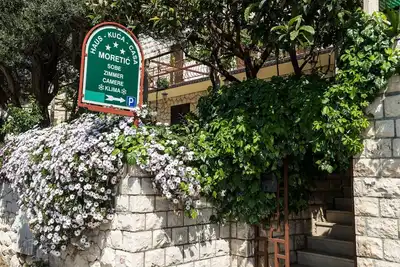 Image de Guesthouse Moretic - Suite 2 Chambres avec Balcon et Vue sur la Mer