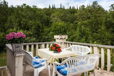 Image de Apartments Villa Maslina - Appartement 2 Chambres avec Terrasse et Vue sur le Jardin