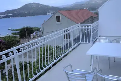 Image de Apartments Marija Slano - Appartement 2 Chambres avec Balcon et Vue sur la Mer - 2 (B)
