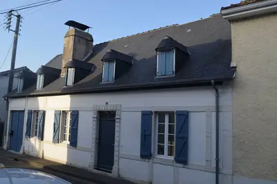 Image de Maison agréable et fonctionnelle, avec cour et grand jardin en centre ville