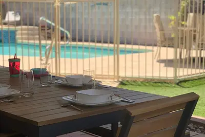 Image de Central Tucson Home w / Pool & Spa, sur piste cyclable, 3 miles de UofA