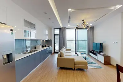 Image de Luxe ** Appartement de 3 étages à Vinhomes Metropolis @Property Plus