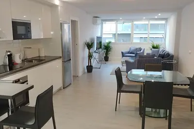 Image de Appartement rénové et neuf dans le centre de Marbella