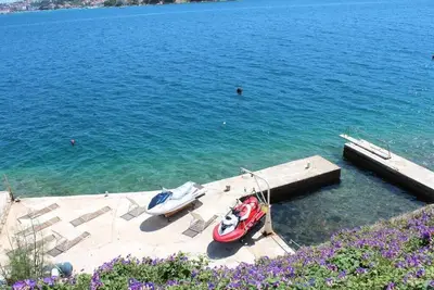 Apartments Lozica - Studio Confort avec Terrasse et Vue sur la Mer