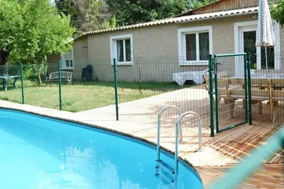 Image de Maison avec piscine privative jusqu’à 10 personnes