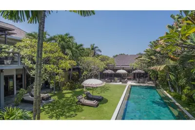 Image de Villa 3 chambres Seminyak près de Eat Street, Close Beach