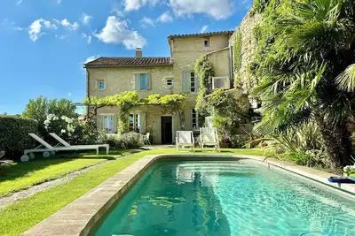 Image de Villa Yolanda, in the heart of the village of Gordes, pool & breathtaking views.
