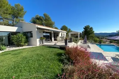 Image de Sublime Villa climatisée, vue mer (7km), vignes, village, piscine à débordement