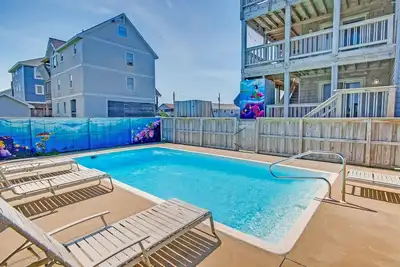 Image de Oceanview, Rodanthe-Short Promenez-vous à la plage! Piscine, bain à remous, salle de jeux, chien-friendly