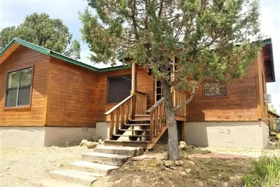 Image de Honey Bear Cabin - Cabines confortables Immobilier, Llc.
