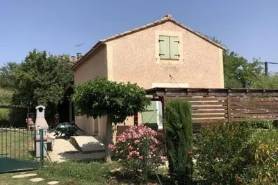 Image de gîte au soleil  meublée F3