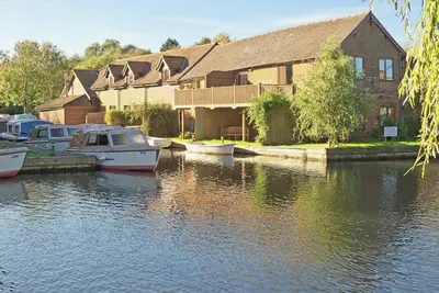 Image de 2 chambres à coucher à Wayford Bridge, near Stalham