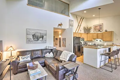 Image de Nouveau Silverthorne Condo w / Hot Tub 11 Mi to Keystone
